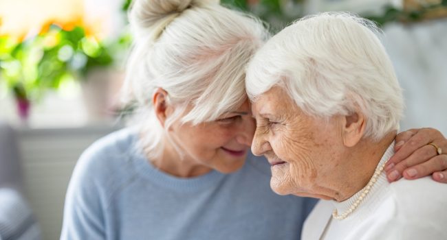 Proche aidance : un nouvel outil web pour trouver du soutien plus facilement